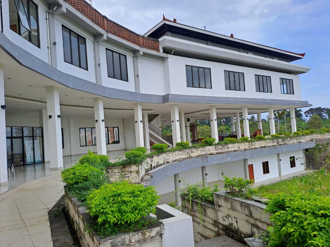 podiumnews.com-Operasional AC Rambut Siwi Tak Optimal